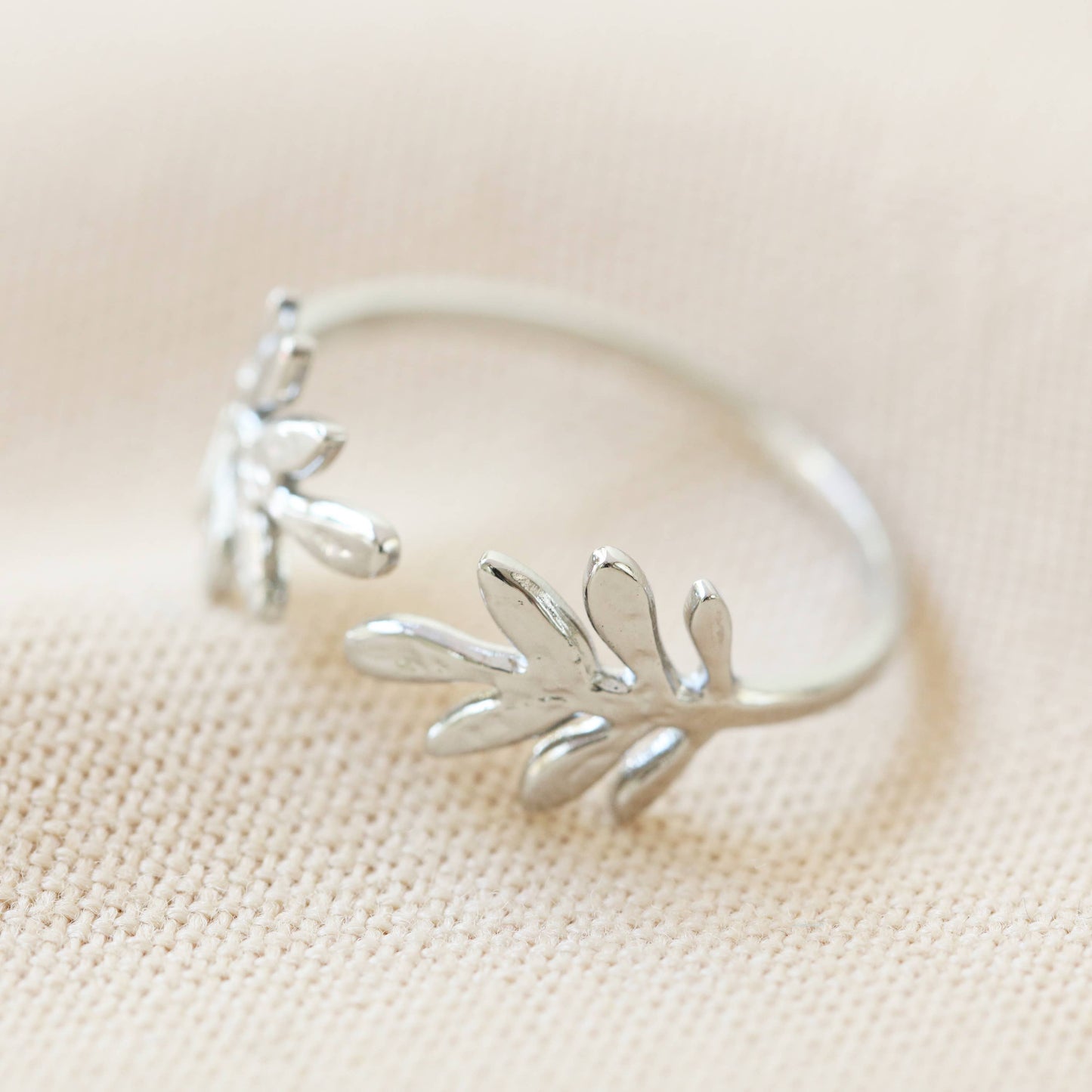 Stainless steel adjustable fern leaf Ring