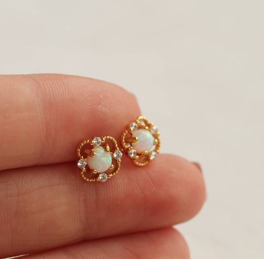 Victorian Opal Stud Earrings : Linen Presentation Card